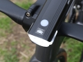 2025_Velo_Cateye_lampy_przednie_AMPP1300_EL1300RC_X99A0809_1600x1200.jpg